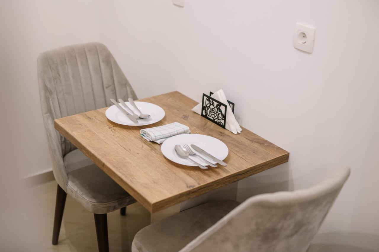 Apartments Hana City Center Livno Bagian luar foto