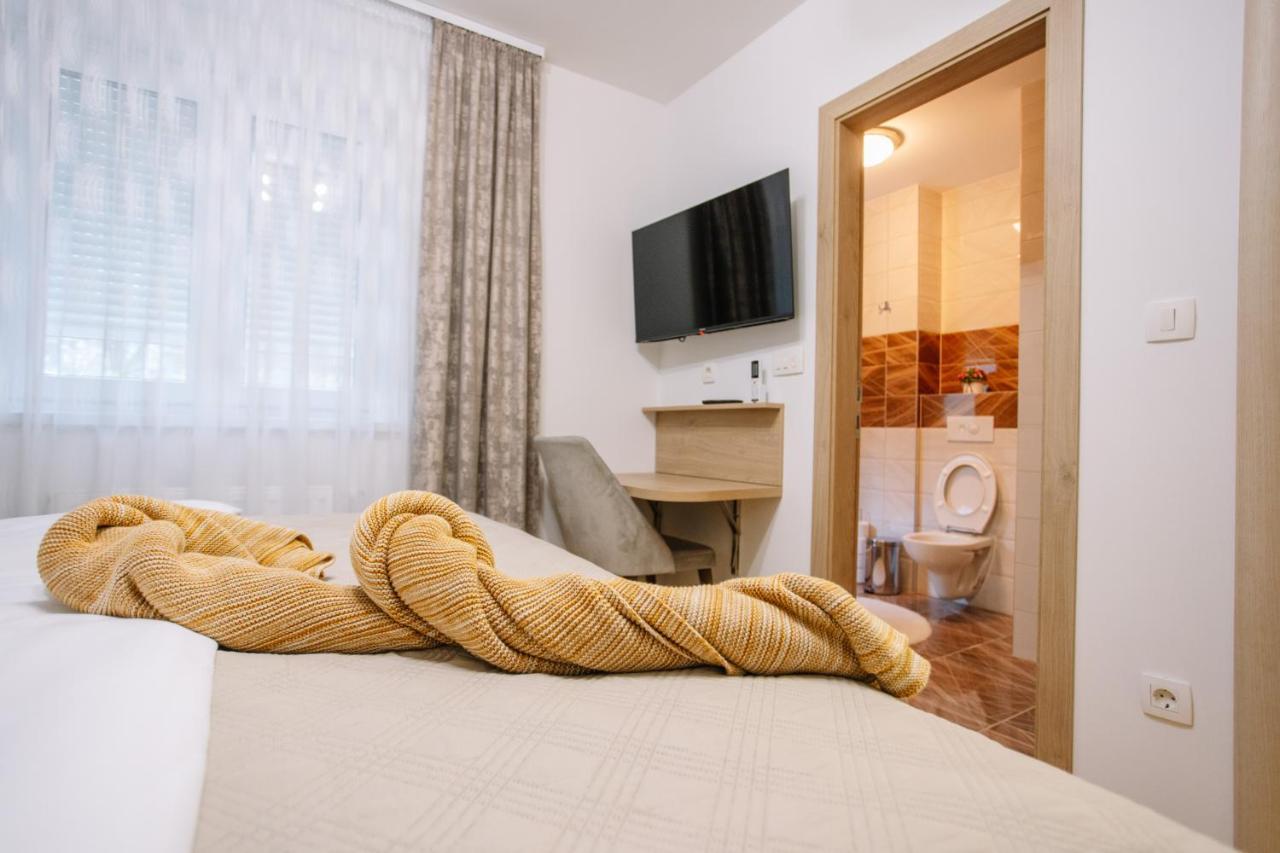 Apartments Hana City Center Livno Bagian luar foto